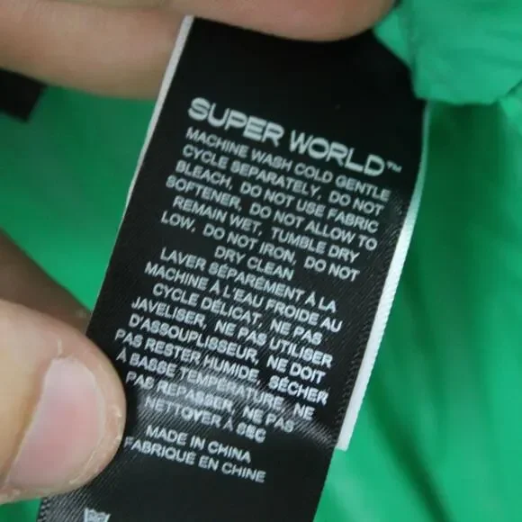 Aritzia Super Puff Jacket Womens XS Shorty Liquid Shine Hooded Puffer Goose Down - Picture 12 of 16